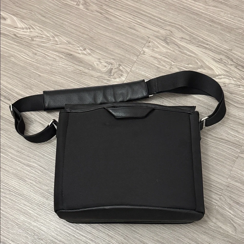 Bose Sound Dock Portable Model Shoulder Bag Travel Case with Strap